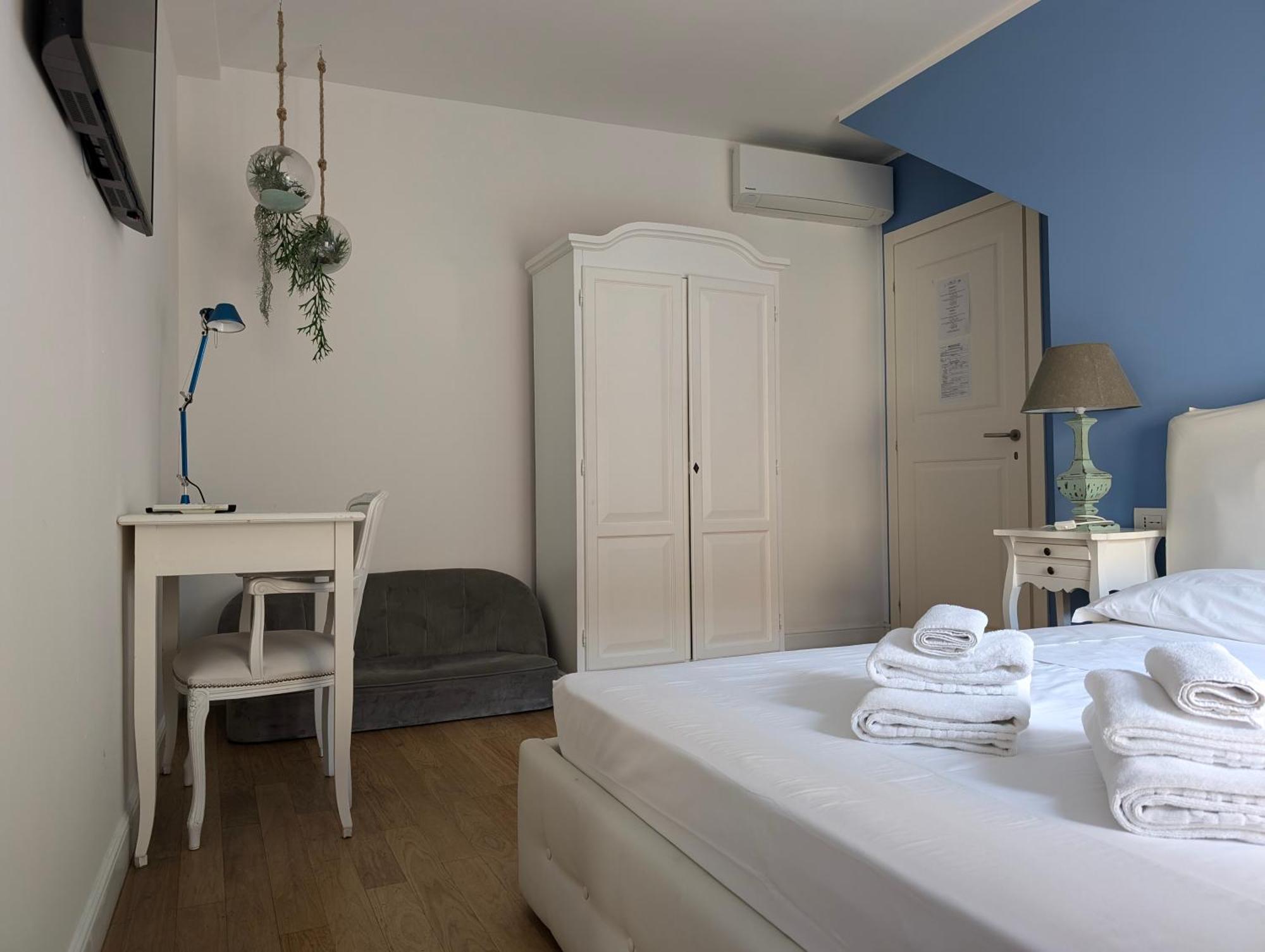 Cosmopolitan Central Rooms 博洛尼亚 外观 照片